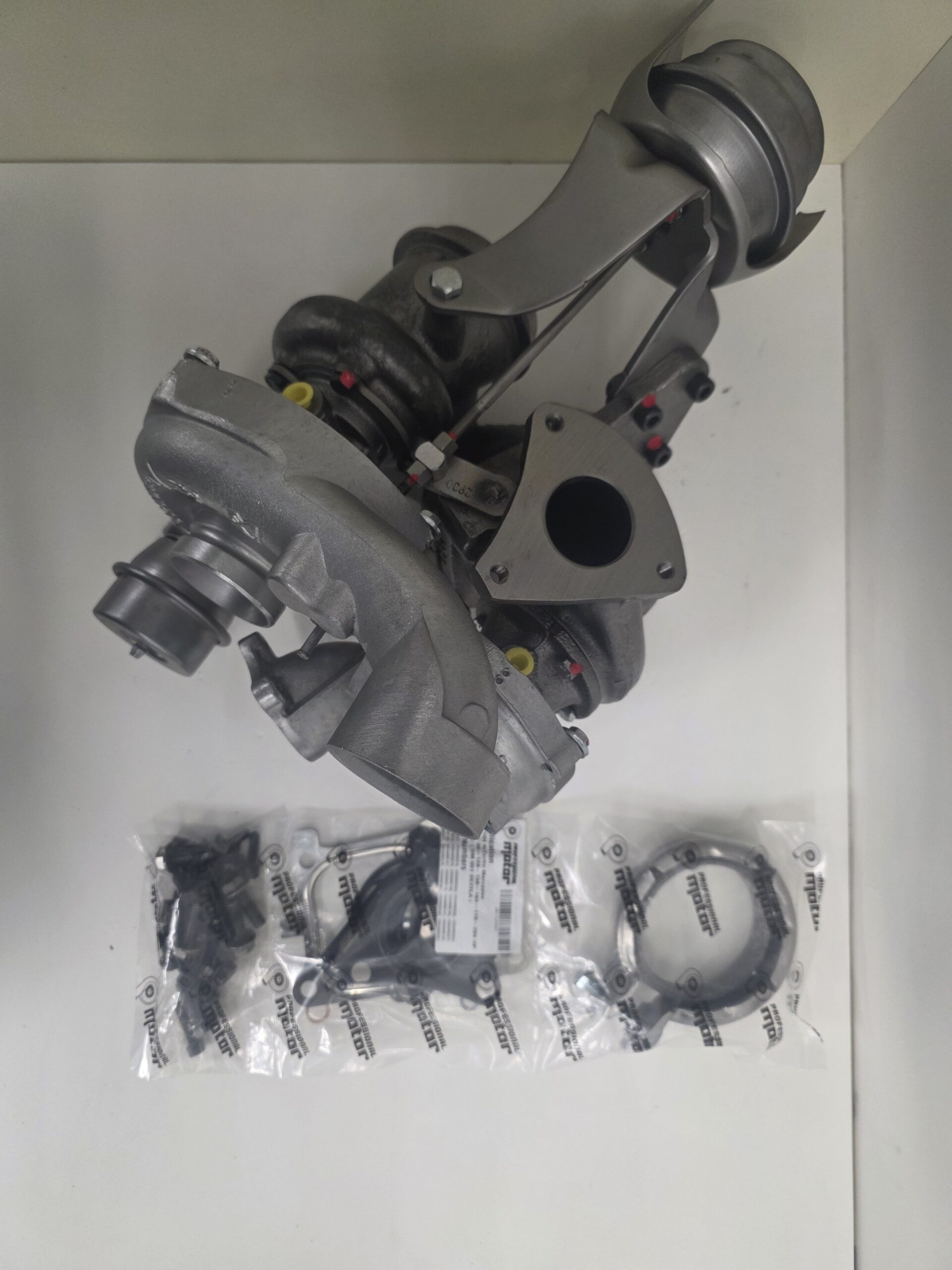 MB1000 970 0074 - Image 2