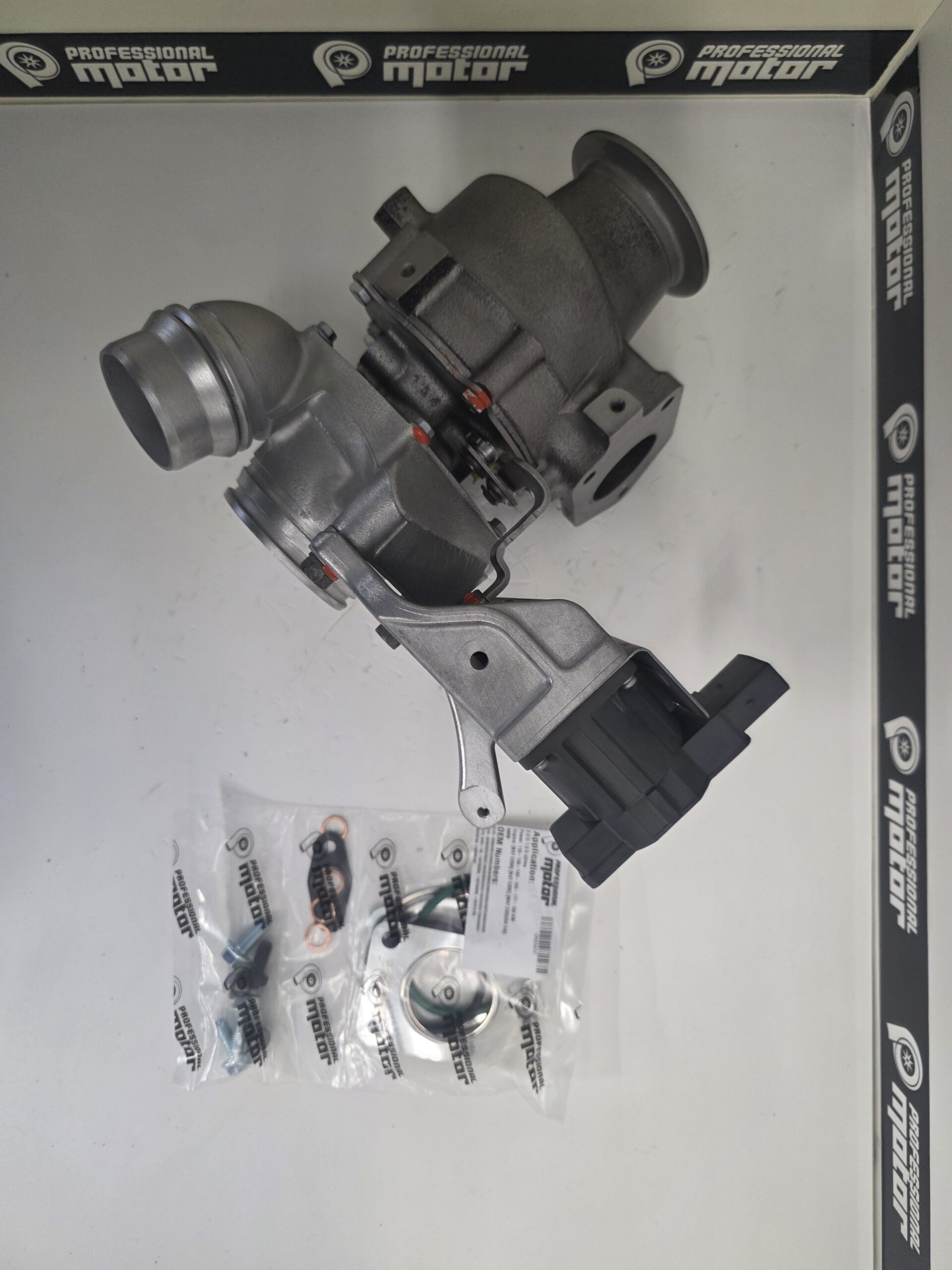 BM49135-05895 - Image 2