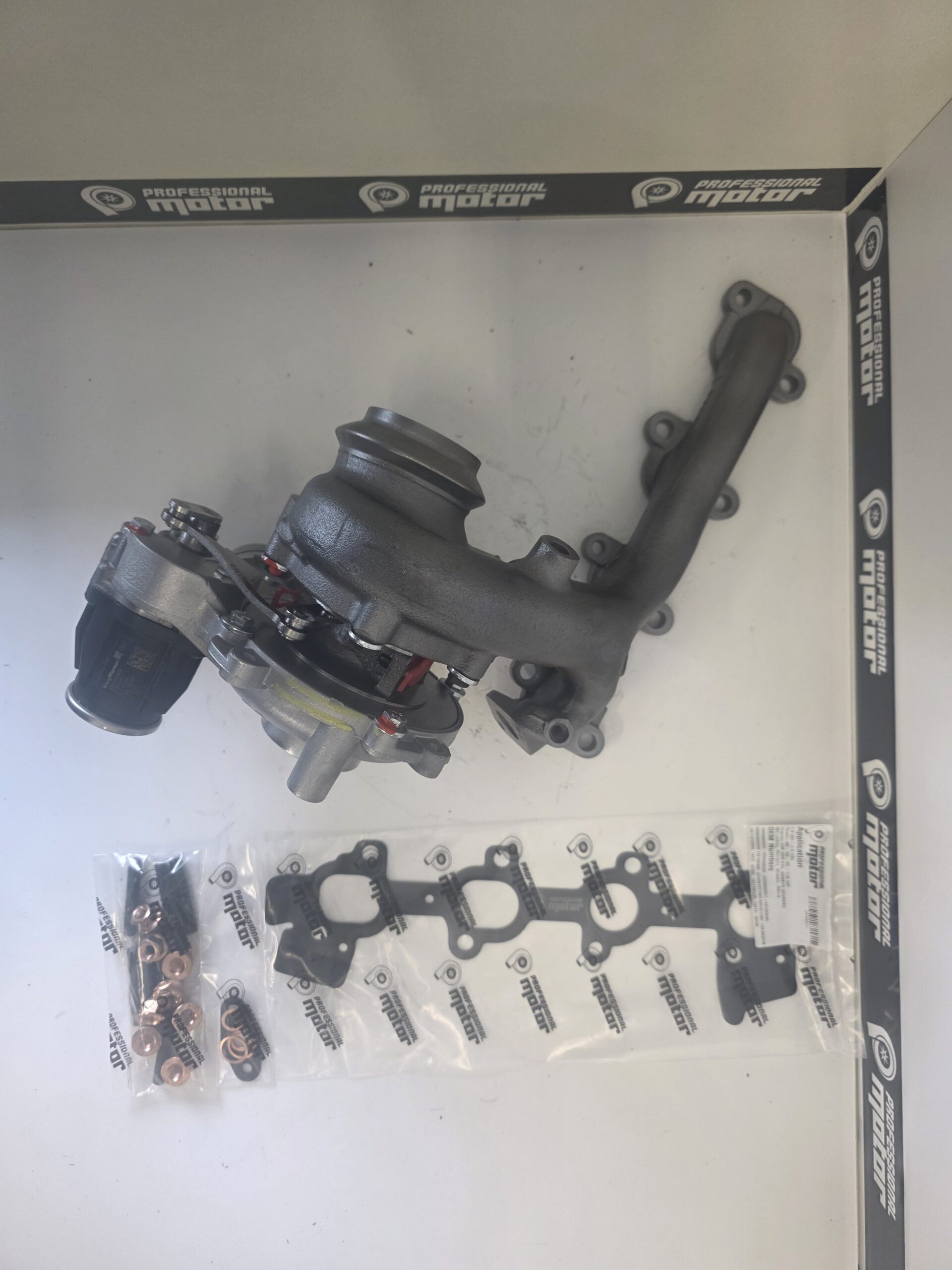 RE1635 970 0057 - Image 2