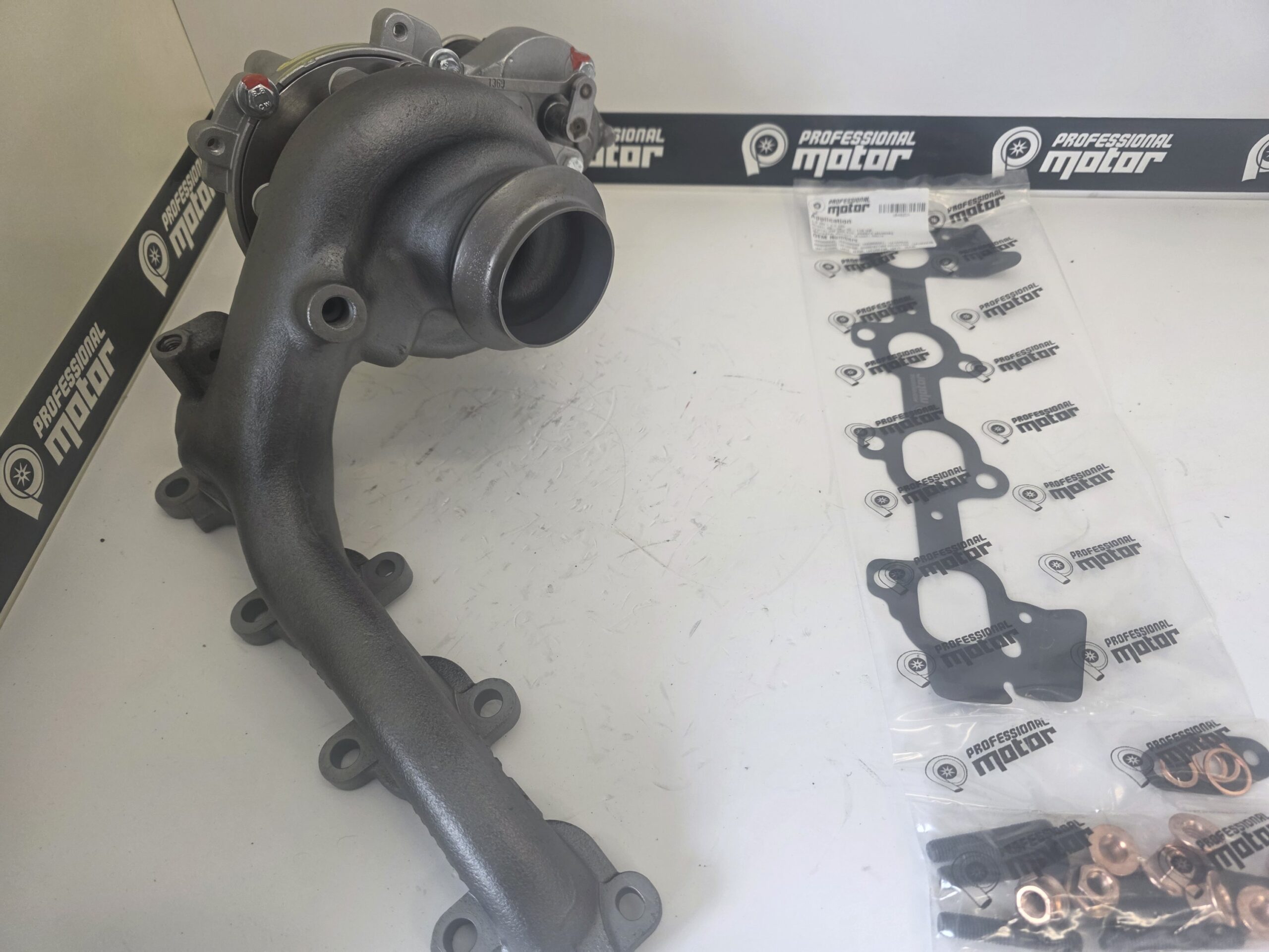 RE1635 970 0057 - Image 3